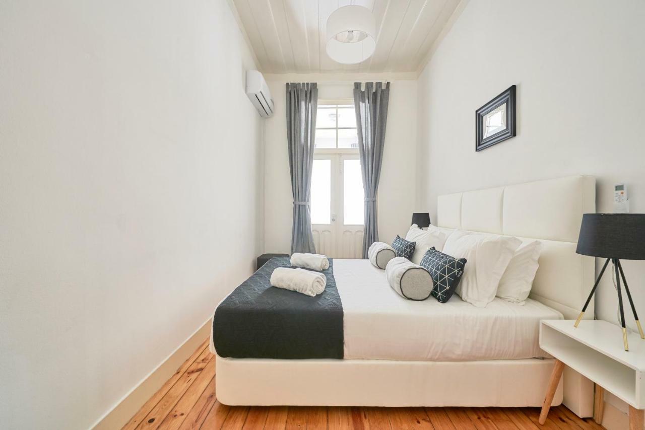 Casa Portuguesa Chiado 25 Apartment ลิสบอน ภายนอก รูปภาพ