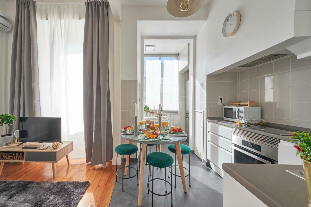 Casa Portuguesa Chiado 25 Apartment ลิสบอน ภายนอก รูปภาพ