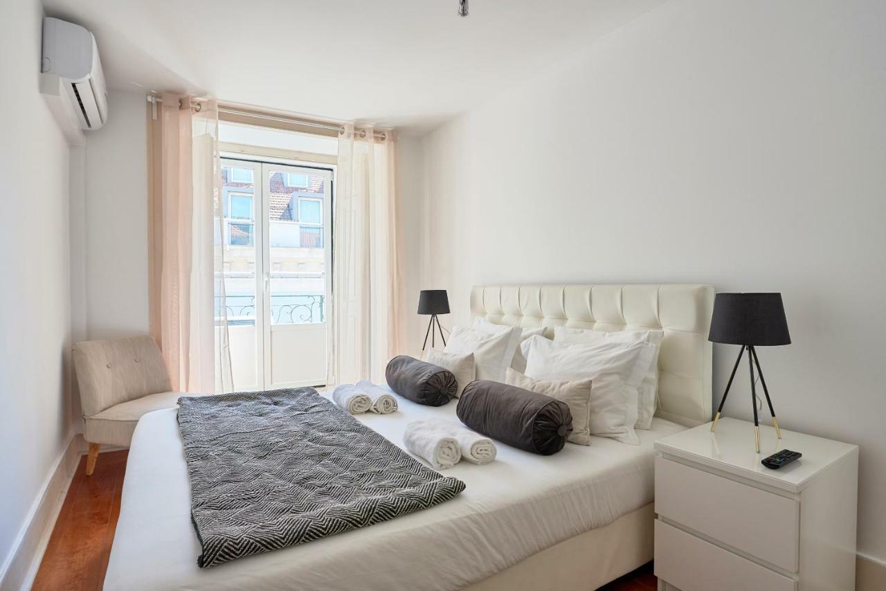Casa Portuguesa Chiado 25 Apartment ลิสบอน ภายนอก รูปภาพ